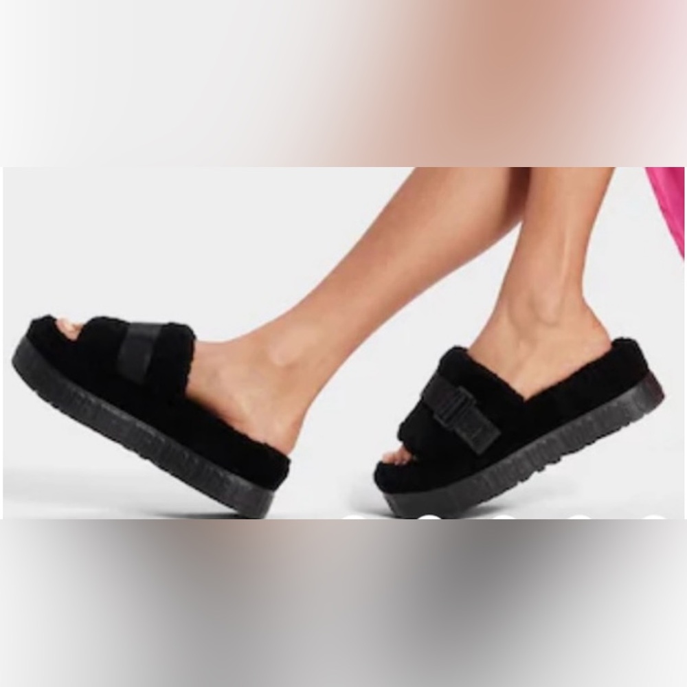 UGG Fluffita Sherpa Slide /Sandal Black Size US 9